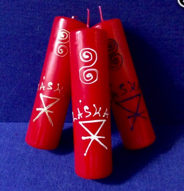 Magická svíčka s pečetí-Láska-spojené keltské runy