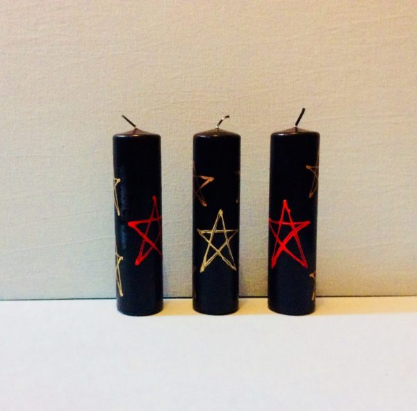 Magická svíčka s ochrannou pečetí Pentagram